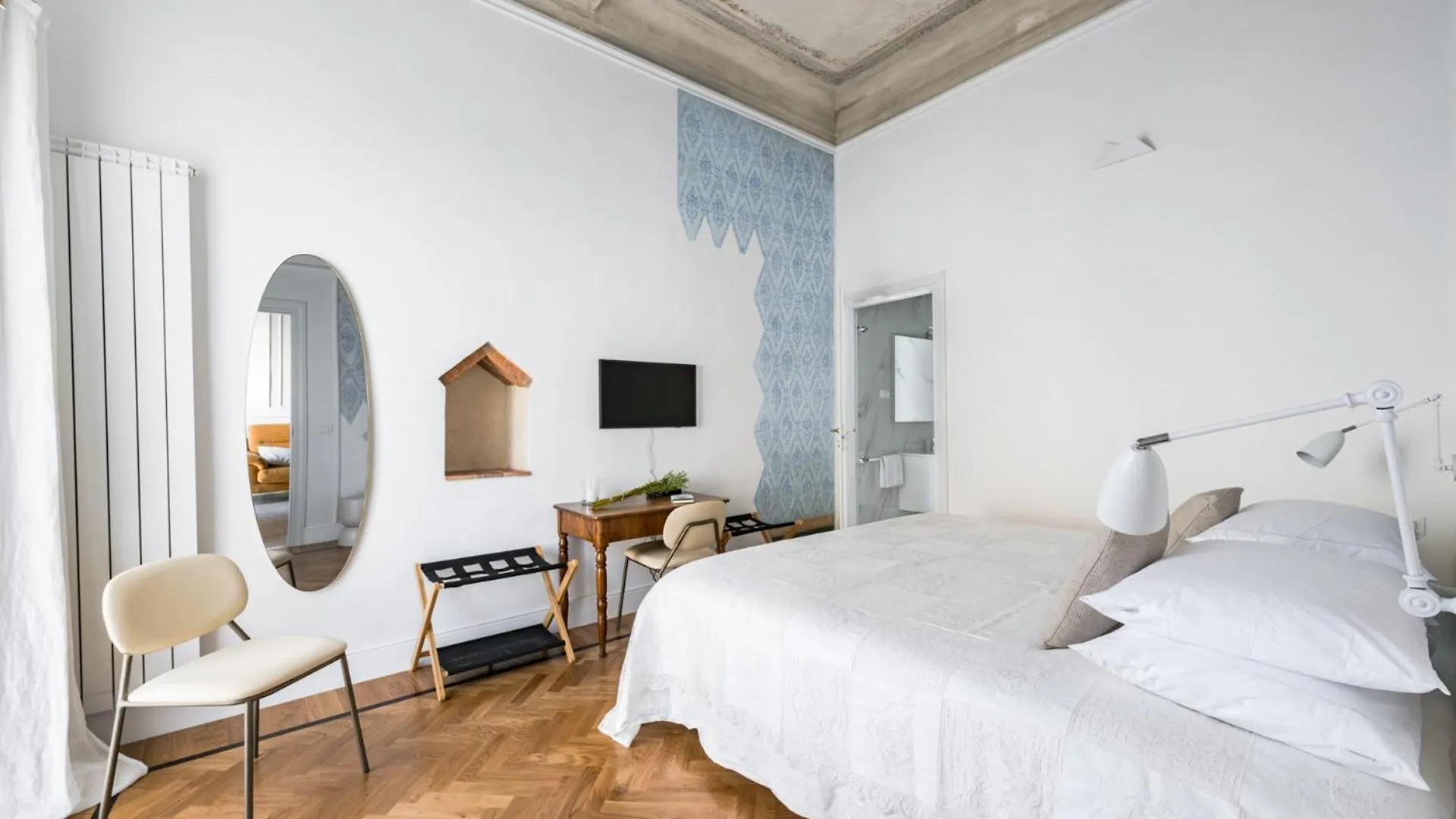 Apartments Florence - Frescoes Elegance 0*,